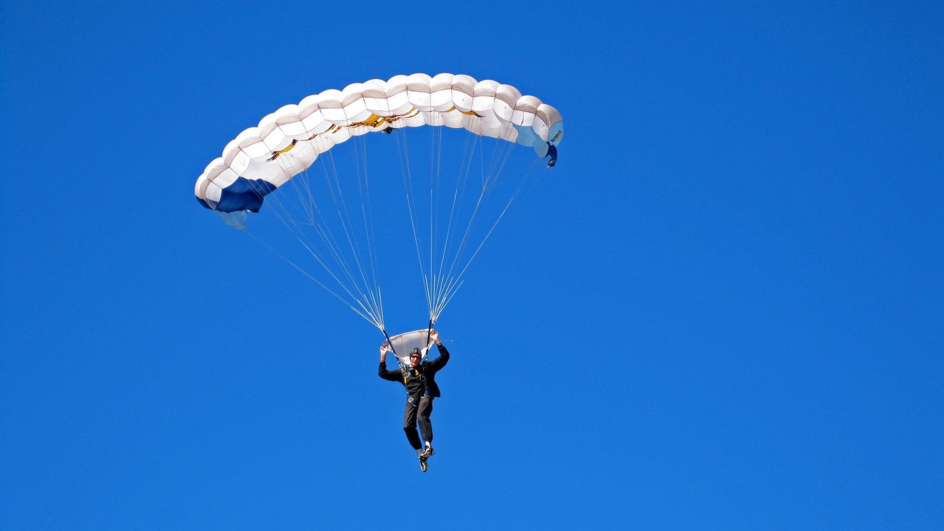 詹姆斯赛事官方发布逆转新规，澳大利亚队争议不断！